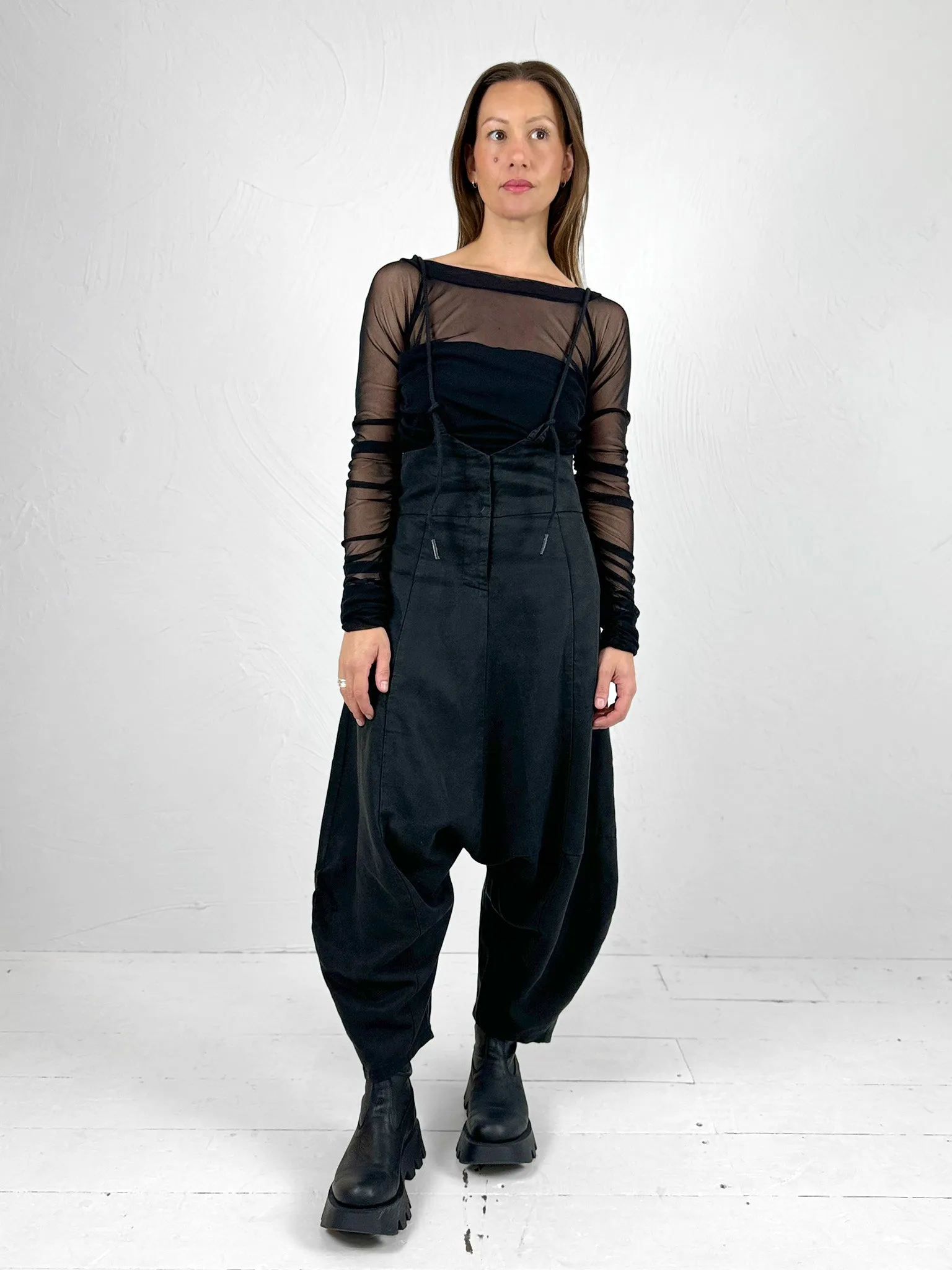 070 Black Strappy Dungarees