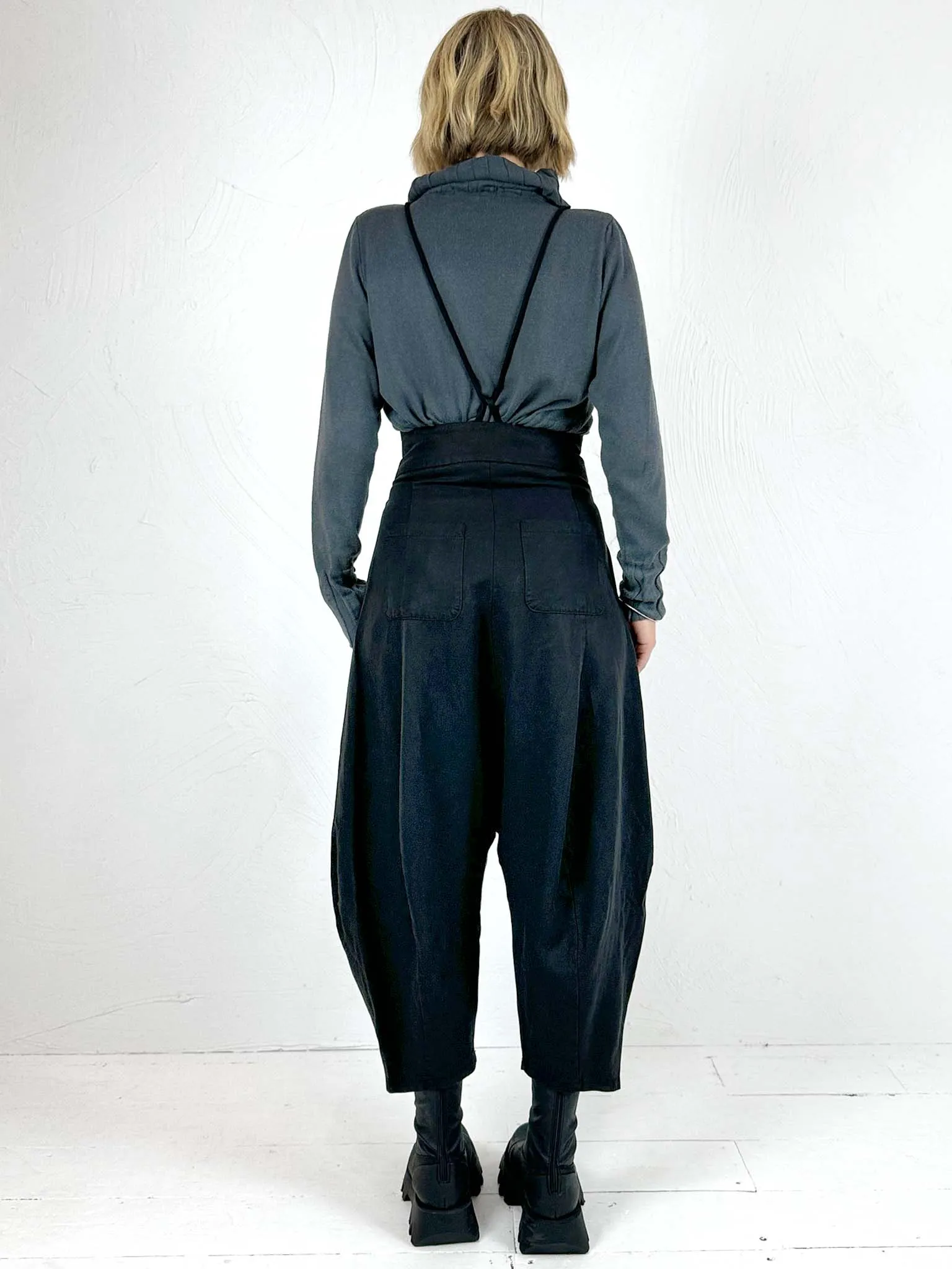 070 Black Strappy Dungarees