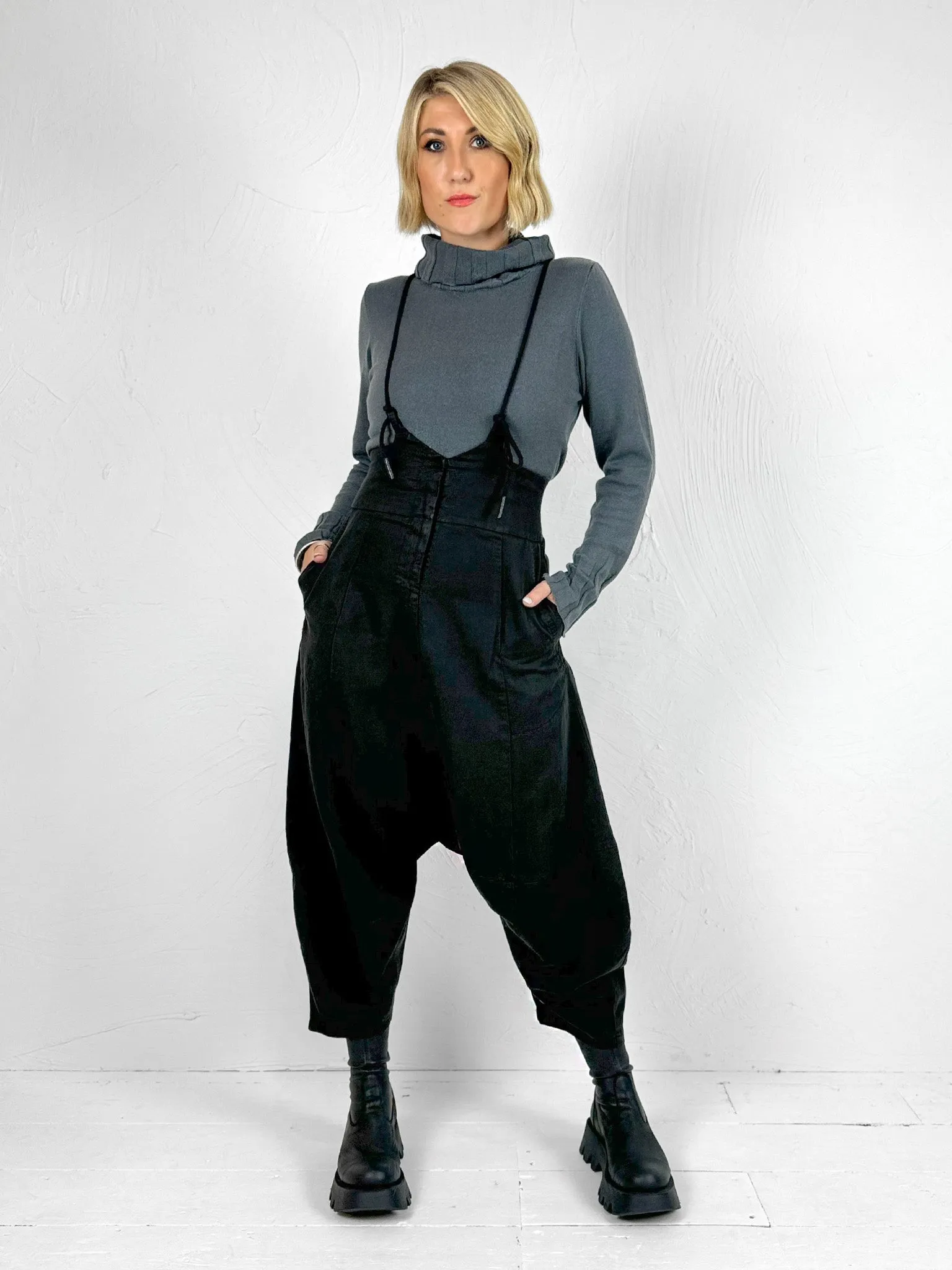 070 Black Strappy Dungarees