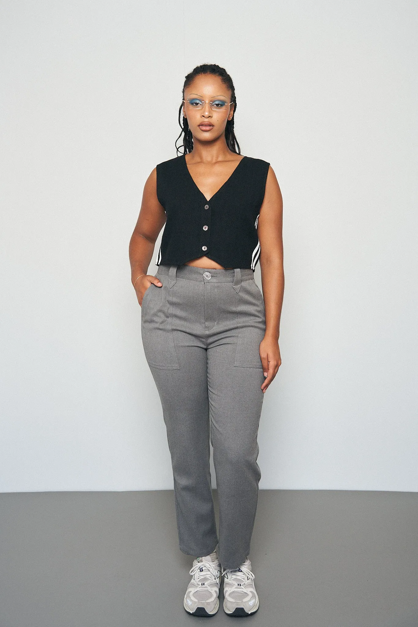 Face cut out Trousers Gray