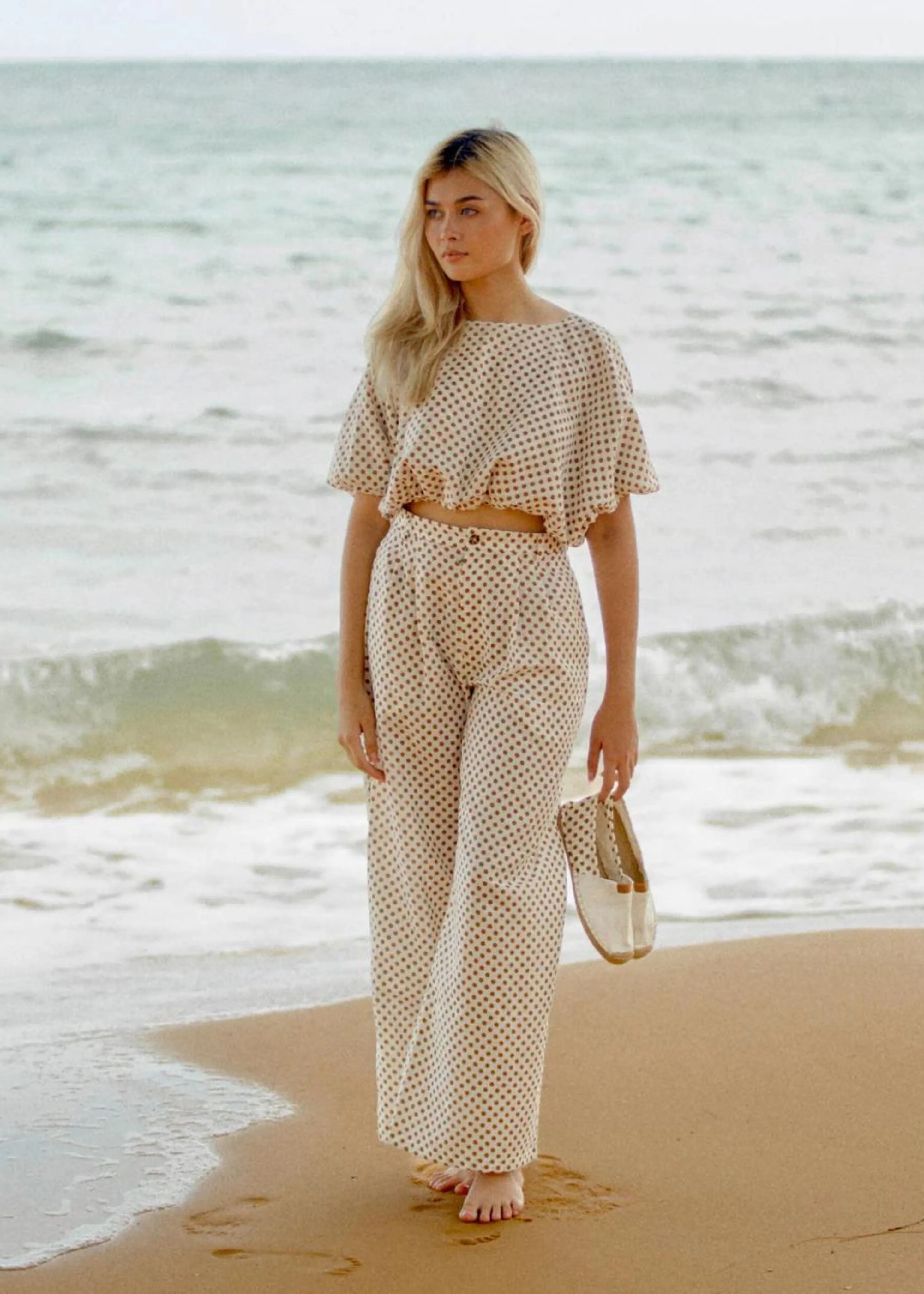 High waisted wide leg trousers