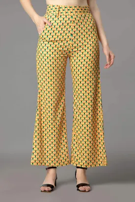 Lattice Regular Fit Zip Closure Bottom