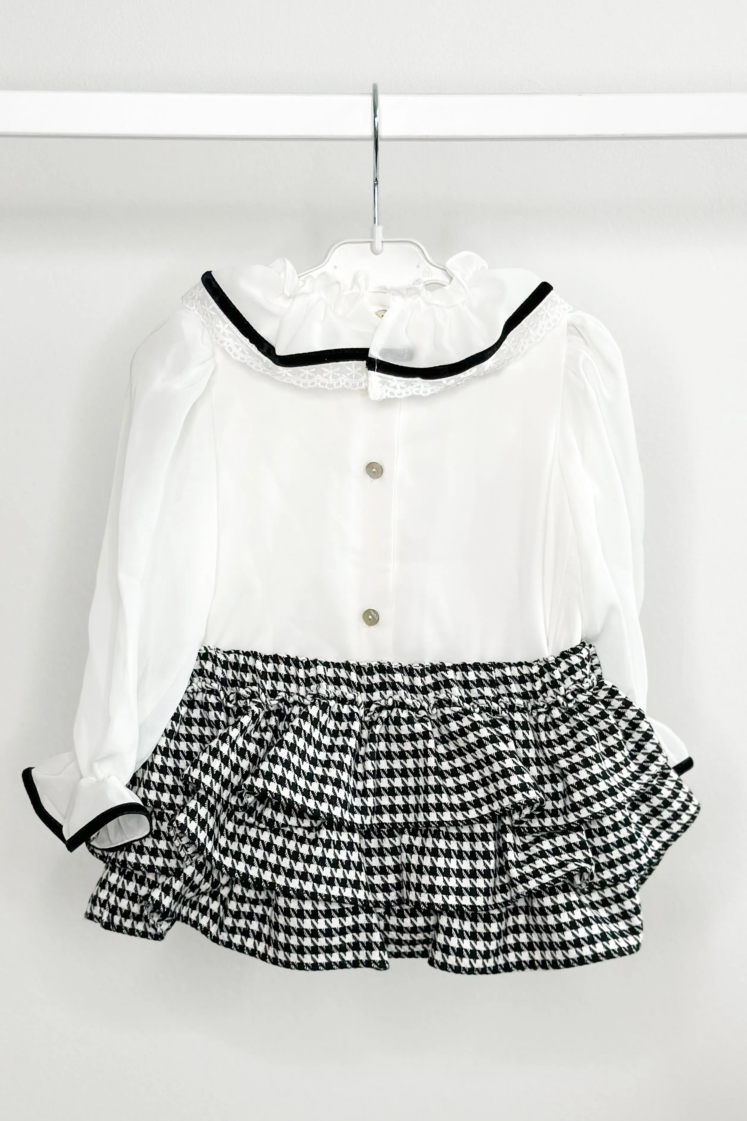 "Dixie" Blouse & Black Houndstooth Skort