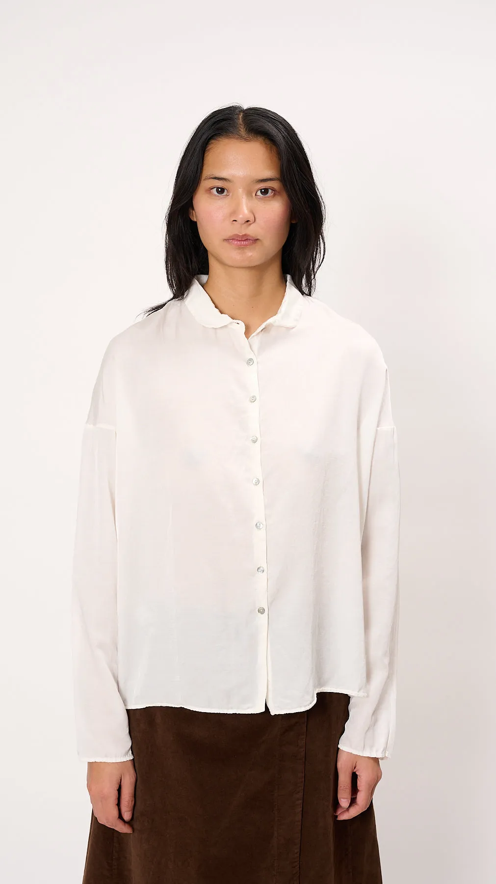 Silk Short Collar Shirt in Milk